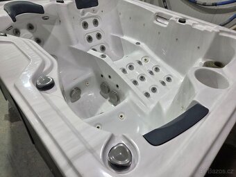 Vířivá vana Puerla (2x) - 3