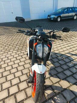 KTM DUKE 890R - 3