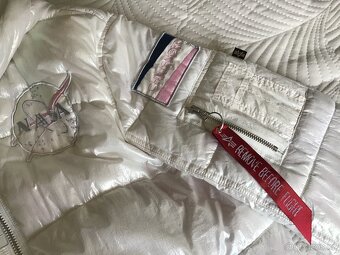 Dámská zimní bunda Alpha Industries - 3