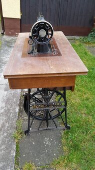 Prodám šicí stroj Minerva - 3