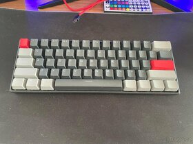 Herní RGB klávesnice Yenkee Atom - 3