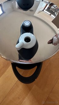 Tlakový hrnec značky Tefal 5L - 3