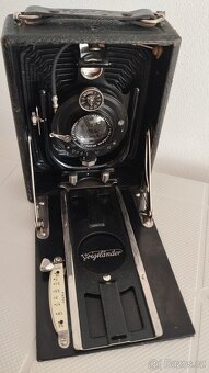 Starý velký měchový fotoaparát Voigtlander VAG Skopar - 3