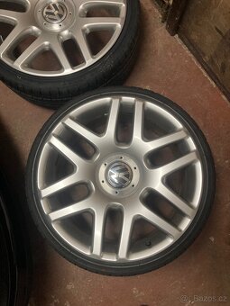 Helios 8,5JxR19 5x112/5x100 ET45 - 3