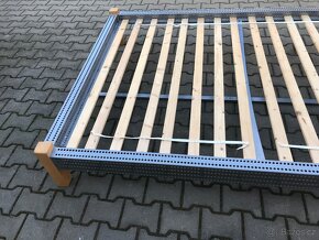 Prodám postel 140-200 s roštem - 3