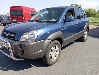 Hyundai Tuscon 2.0 crdi 4x4 - 3