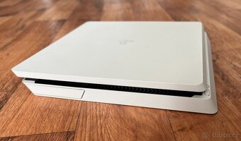 Playstation 4 Slim (CUH-2216A) 500 GB bílá - 3