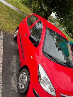 Hyundai I10 benzín 1.1 49 kw - 3