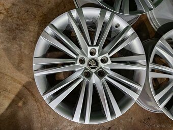 Alu Skoda 19" 5x112 8J et44 - 3