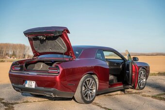 DODGE CHALLENGER 3,6 V6 2021/6 71600km - 3