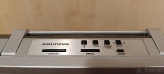 retro radio Grundig Yacht Boy 700 - 3