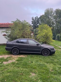 Černá kráska na díly - ideální k rozebrání - 3
