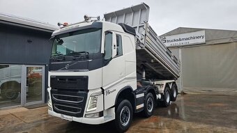 VOLVO FH 13 500 8x4 třístranný sklápěč - 3