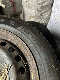 Zimni sada 205/55 R16 - 3