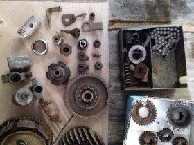 Manet 90 dvoupíst M90 - díly různé konvolut - 3