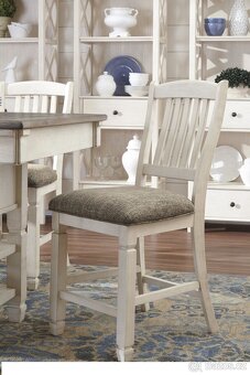 Luxusní jídelna ve vintage stylu - 3