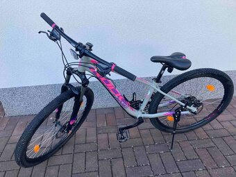 Dívčí kolo - Rock Machine fourty - 3