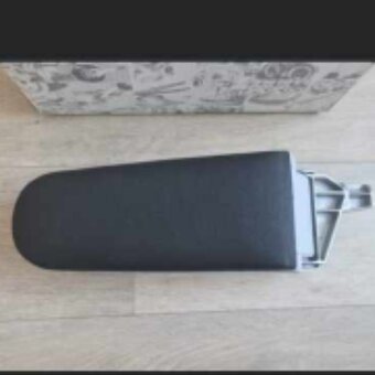 loketní opěrka škoda fabia 2 roomster original (bílá) - 3