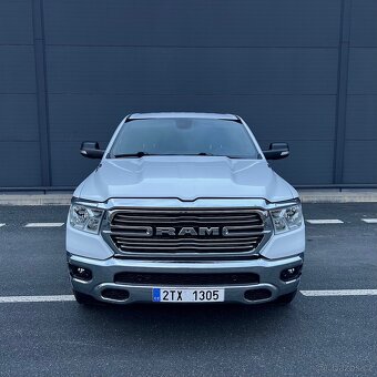 DODGE RAM 1500 BIGHORN 5,7 V8 HEMI 295kw - 3