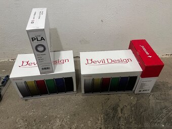 Ender 3 pro duál Z + box + materiál + náhradních dílů - 3