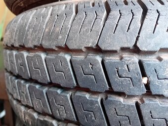 Prodam pouzite pneu 185/60R12C - 3