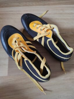 Retro gumotextilní kopačky TOGA - 3