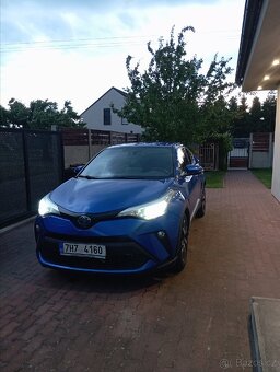 Toyota C-HR 2.0 hybrid - 3