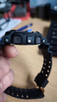 Casio G-Shock GA-100GBX-1A4ER TOP STAV - 3