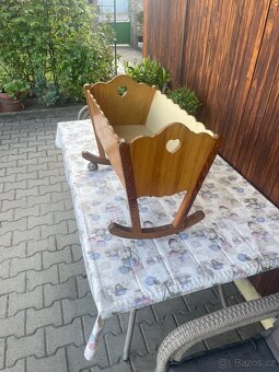 Dřevěná kolíbka - 3