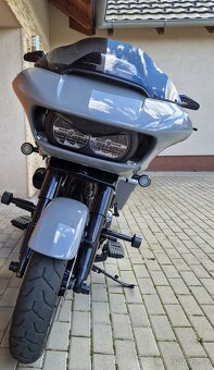 Harley Davidson Road Glide Special - 3