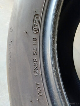 Samozacelující letní pneu značky Hankook Ventus S1evo 235/55 - 3