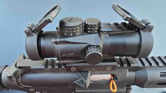 Samonabíjecí malorážka Smith&Wesson MP 15-22 - 3