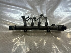 KOMPLETNÍ VSTŘIKOVACÍ LIŠTA MERCEDES W212 2.2CDI R9144Z240A - 3