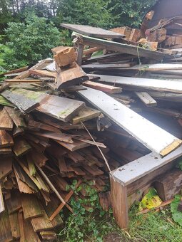 DŘEVO různé za ODVOZ - 3