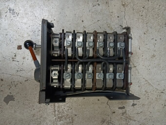 Vačkový přepínač HVĚZDA - TROJÚHELNÍK + napětí - 3