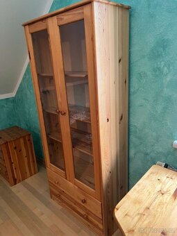 Prosklená knihovna, masív - borovice - 3