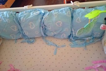 Bílá postýlka se šuplíkem+příslušenství - 3