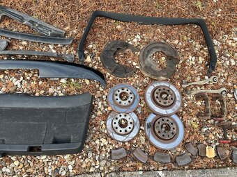 Náhradní díly Audi a4 b7 2.0 TDi - 3