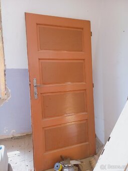 Masivní dřevěné kazetové dveře - 3