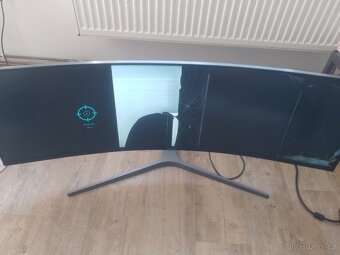 49'' Samsung Monitor - ND - 3