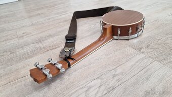 Banjolele - 3