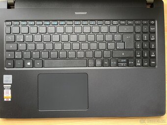 Laptop Acer TravelMate P215-52 - 3