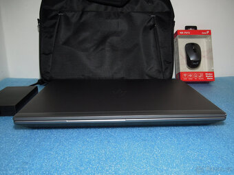 Herní HP ZBook G6 17.3" Intel Xeon 5Ghz 1TB SSD RTX5000 32G - 3