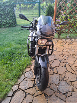 BMW F 800 R výkon 64 kW - 3