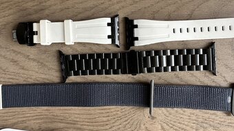 Apple Watch 9, 45mm, jako nové. Záruka - 3