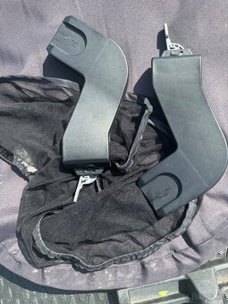 Thule Urban Glide 2 + CYBEX Aton 5 - 3