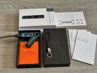 Ledger Nano S Plus peněženka crypto Hardware wallet blue - 3