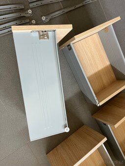 Prodám šuplíky 4ks šířka 31; výška 15 (čelo 22);hloubka 42cm - 3
