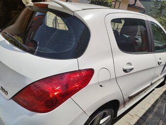 Peugeot 308 1.6 i 115 kw - 3