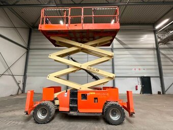 TERÉNNÍ NŮŽKOVÁ PLOŠINA JLG 3394 RT - 3